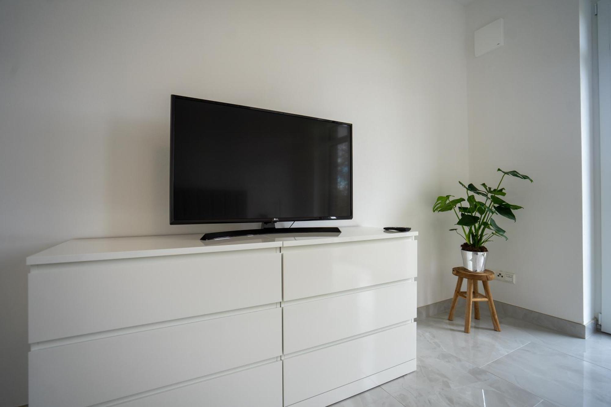 Tomkes Ferienwohnung Am See Rhauderfehn ภายนอก รูปภาพ